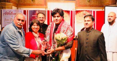 Rajya Sabha MP and International poet Shri Imran Pratapgarhi ji recited his compositions in the International Mushaira organized by “Bazm-e-Sukhan” at Ansalem Church in Hayes Town, United Kingdom (England)