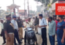 Flowers were given to those who did not follow traffic rules